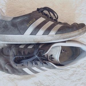 Men's Adidas Grey Gazelle 9.5 US